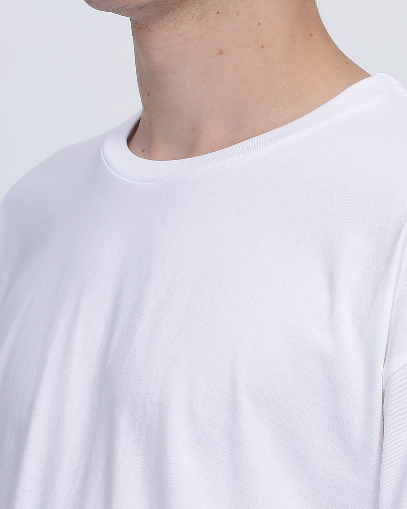 White True Oversized Fit Printed T-shirt for Men 